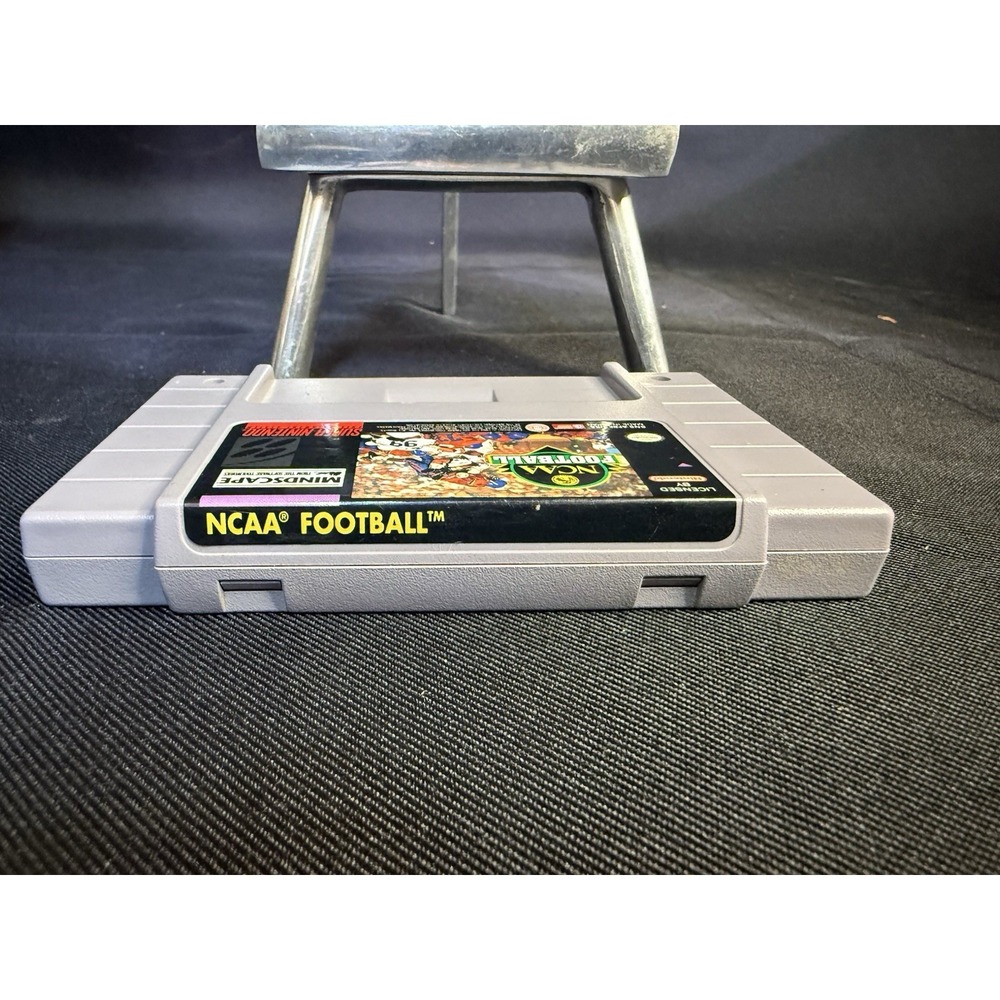NCAA Football Super Nintendo SNES Video Game Cartridge 1994 Mindscape SNS-AFBE - Picture 3 of 3